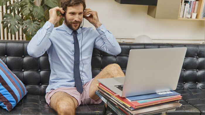 La campagne digitale « Celio s’occupe de votre visio » sera diffusée sur LinkedIn. - © Celio